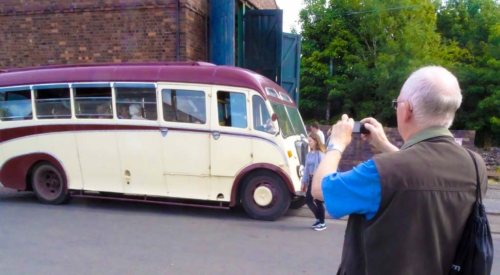 anoldbus.jpg