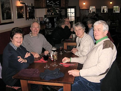 lunchattheroyaloak3.jpg