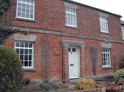 upavon051_edited-1