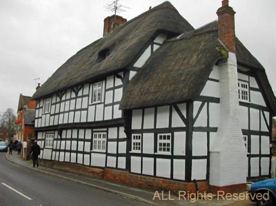 upavon062_edited-1